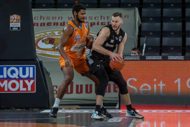 在八强战中 在八强战中