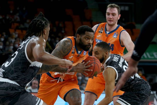 轻球员去追 轻球员去追